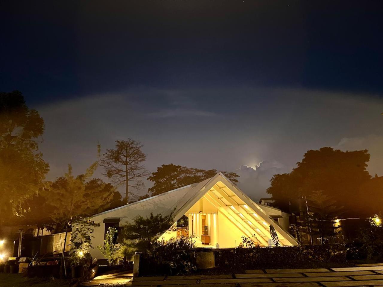 Passifika House Hotell Canggu Eksteriør bilde
